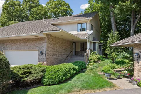 1159 Hollybrook Drive