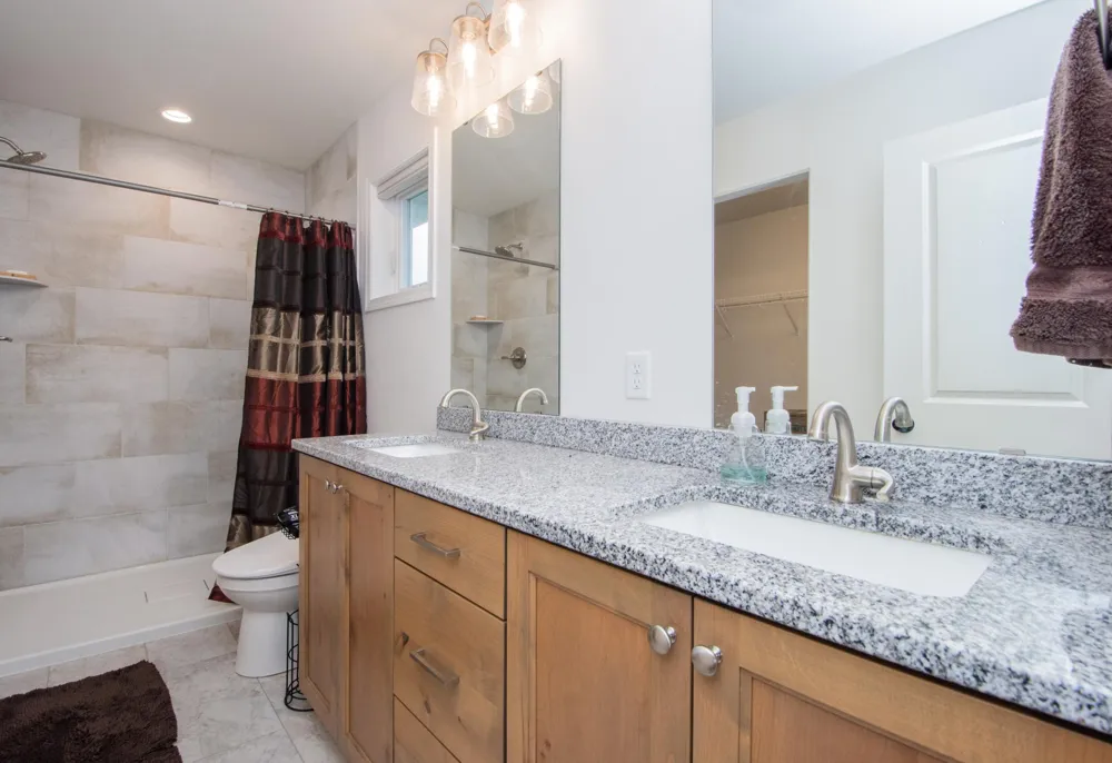 4871 Hampton Circle S Moorhead, MN 56560