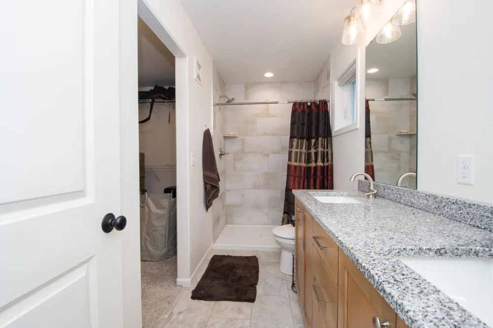 4871 Hampton Circle S Moorhead, MN 56560