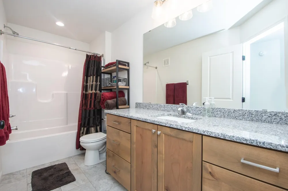 4871 Hampton Circle S Moorhead, MN 56560