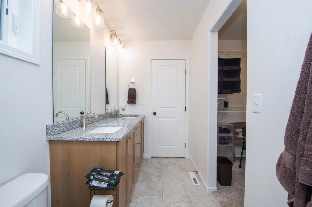 4871 Hampton Circle S Moorhead, MN 56560