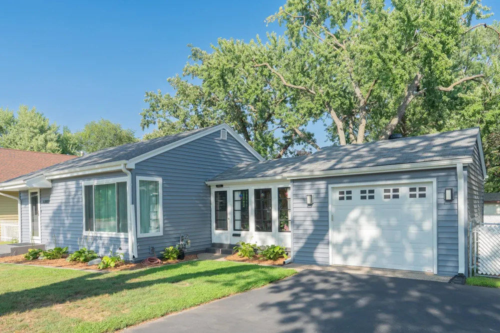 6805 Nicollet Avenue Richfield, MN 55423