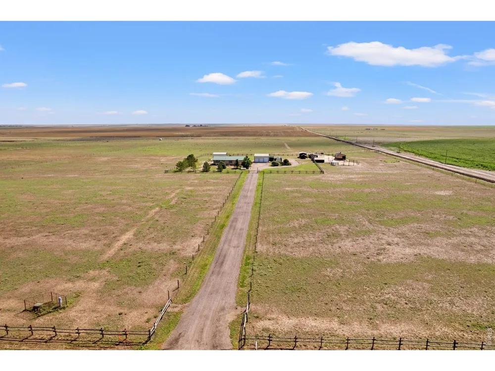 16060 Mystic Lane Strasburg, CO 80136