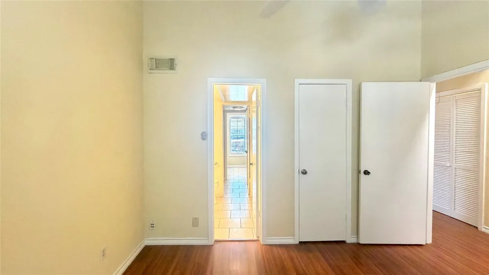 11710 Southlake Drive #16 Houston, TX 77077