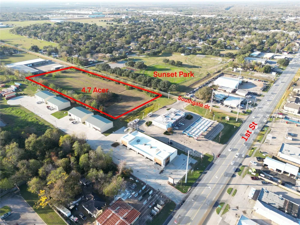 Southgate Drive Rosenberg, TX 77471