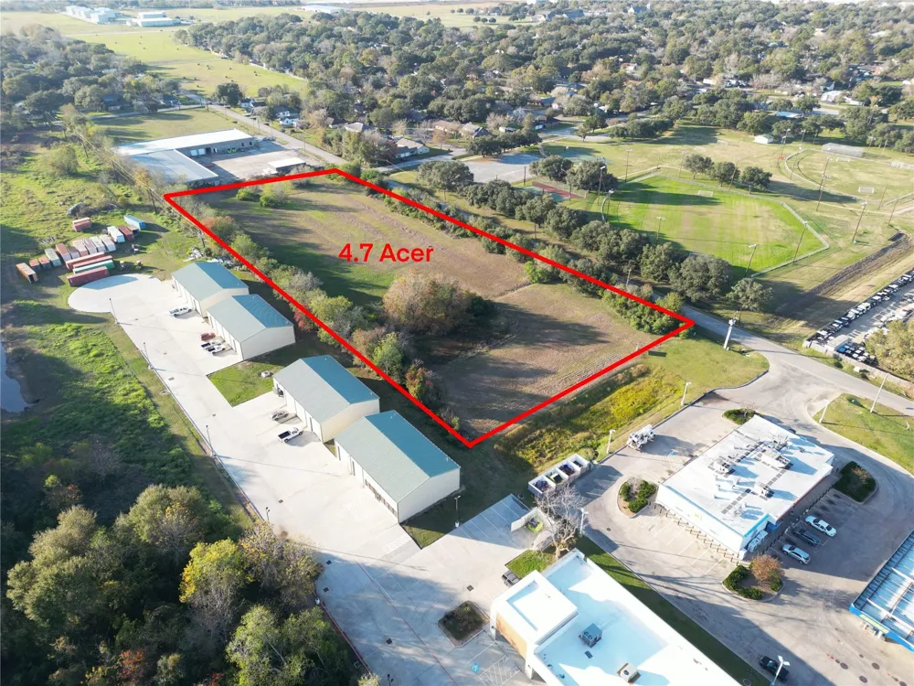 Southgate Drive Rosenberg, TX 77471