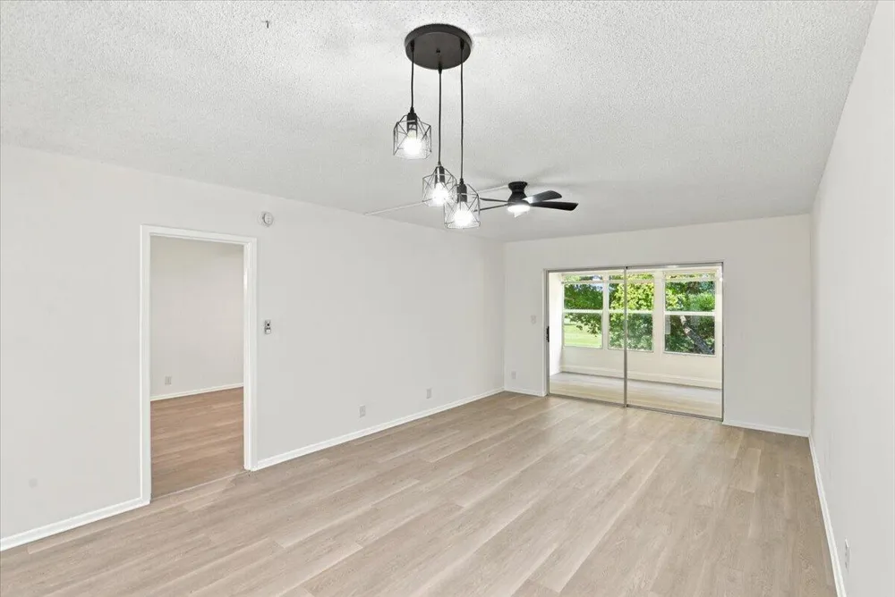 1050 COUNTRY CLUB DRIVE #306 Margate, FL 33063