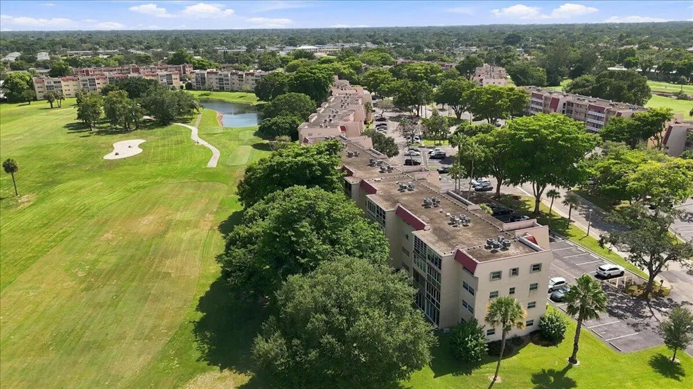 1050 COUNTRY CLUB DRIVE #306 Margate, FL 33063