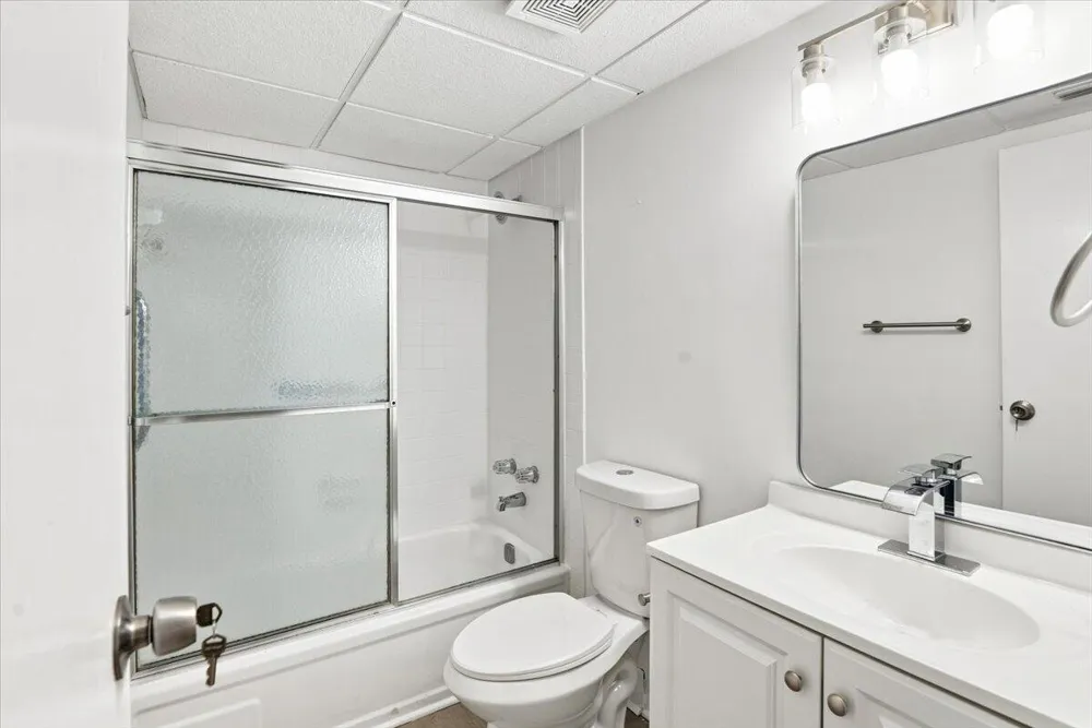 1050 COUNTRY CLUB DRIVE #306 Margate, FL 33063