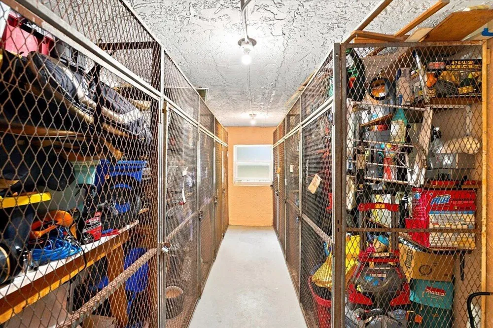 1050 COUNTRY CLUB DRIVE #306 Margate, FL 33063