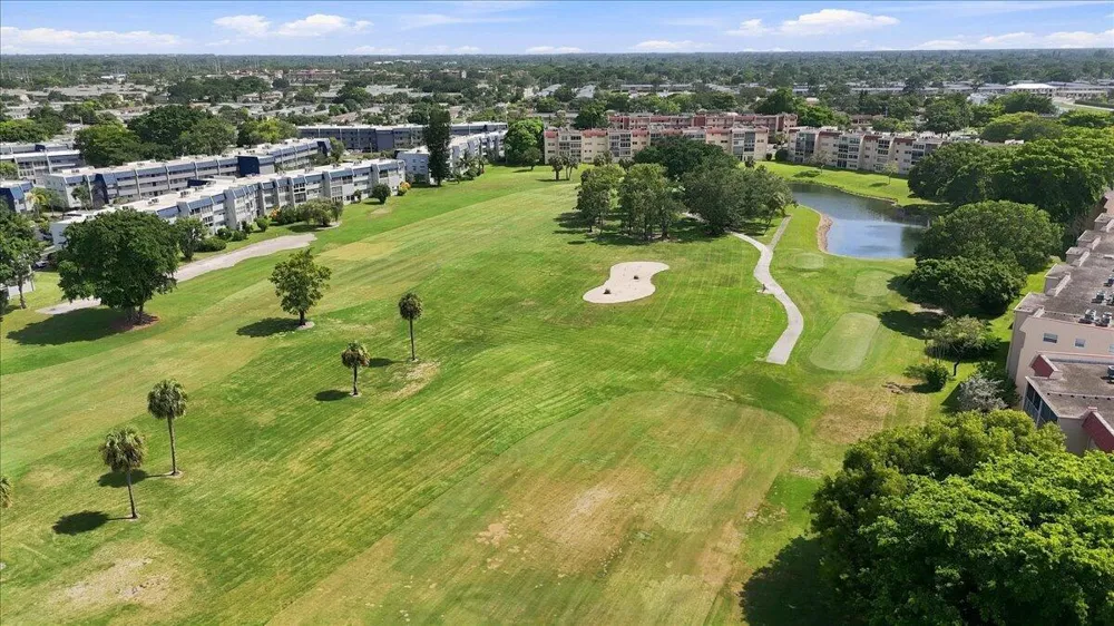 1050 COUNTRY CLUB DRIVE #306 Margate, FL 33063