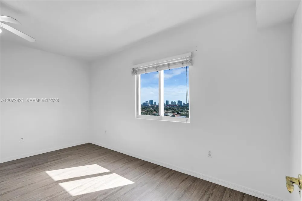 3500 CORAL WAY #1213 Miami, FL 33145