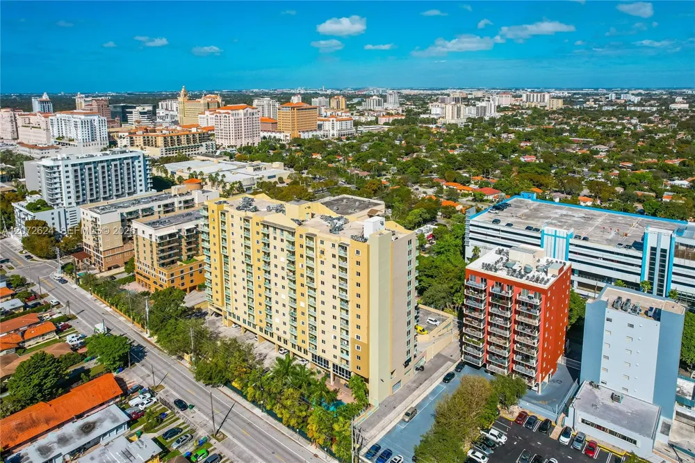 3500 CORAL WAY #1213 Miami, FL 33145