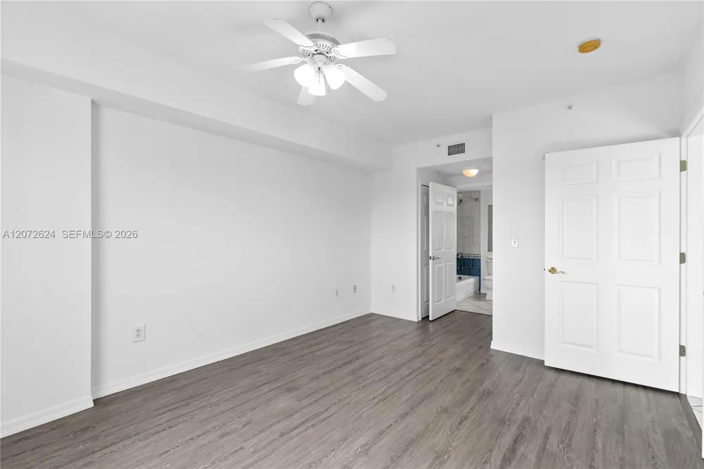 3500 CORAL WAY #1213 Miami, FL 33145