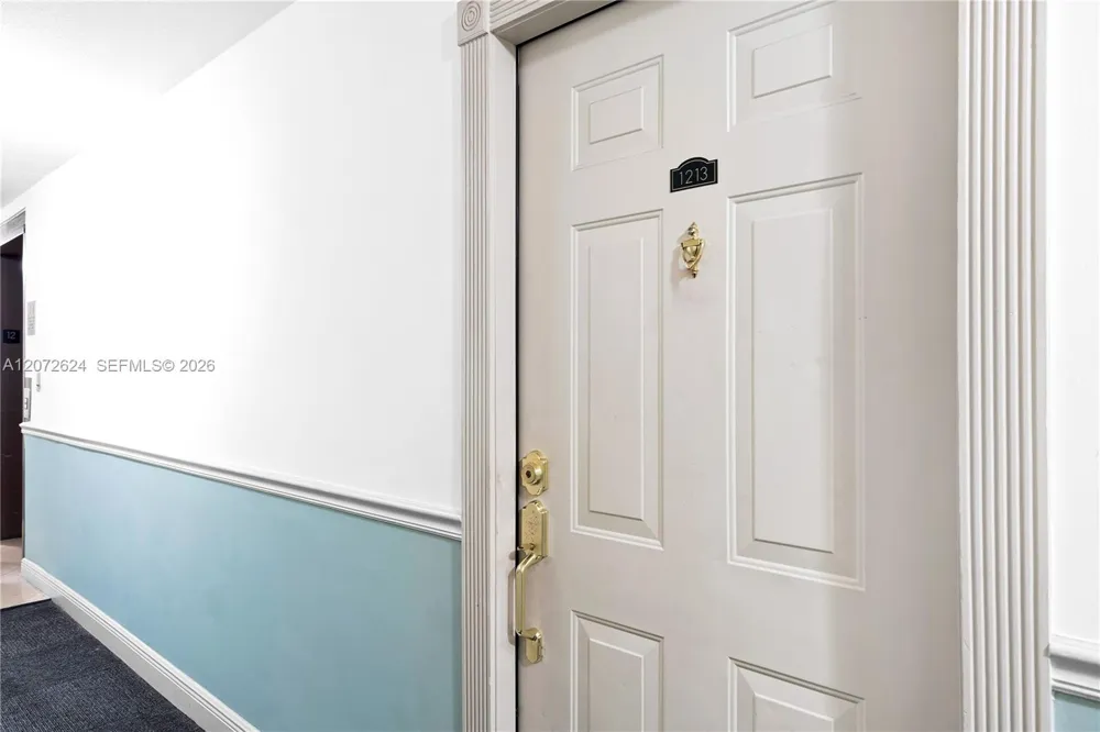 3500 CORAL WAY #1213 Miami, FL 33145
