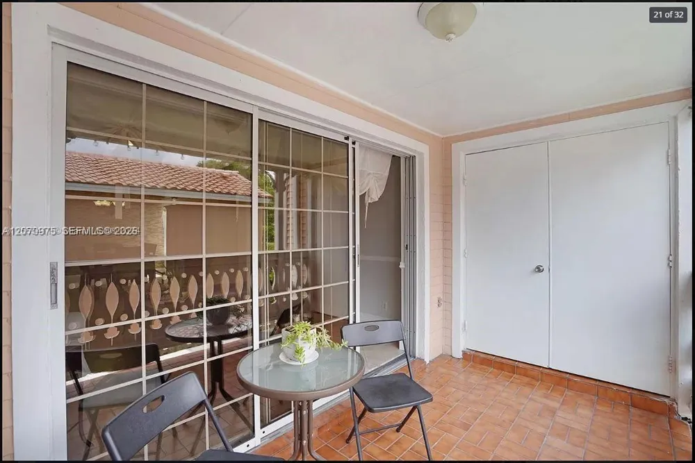 10521 Mahogany Key Cir #207 Miami, FL 33196