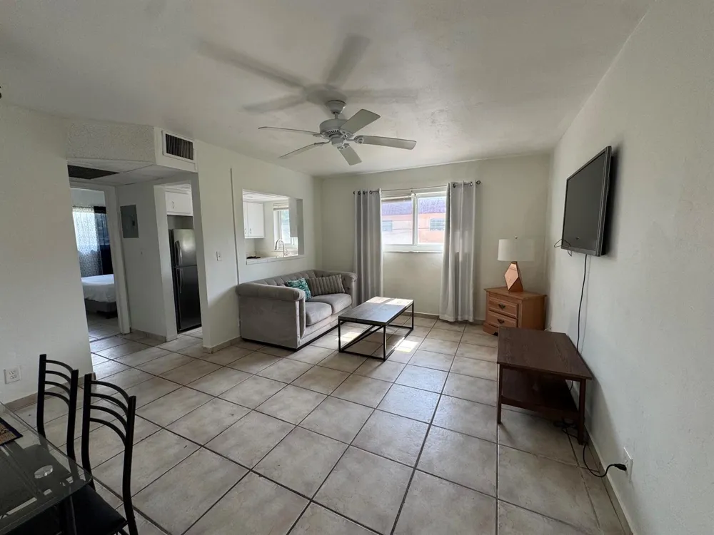 811 SE 16TH STREET #208 Fort Lauderdale, FL 33316