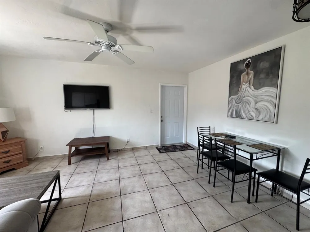 811 SE 16TH STREET #208 Fort Lauderdale, FL 33316