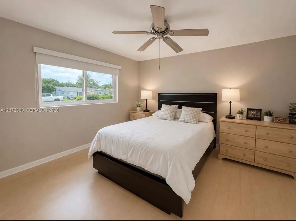 1812 45th Ave Hollywood, FL 33021