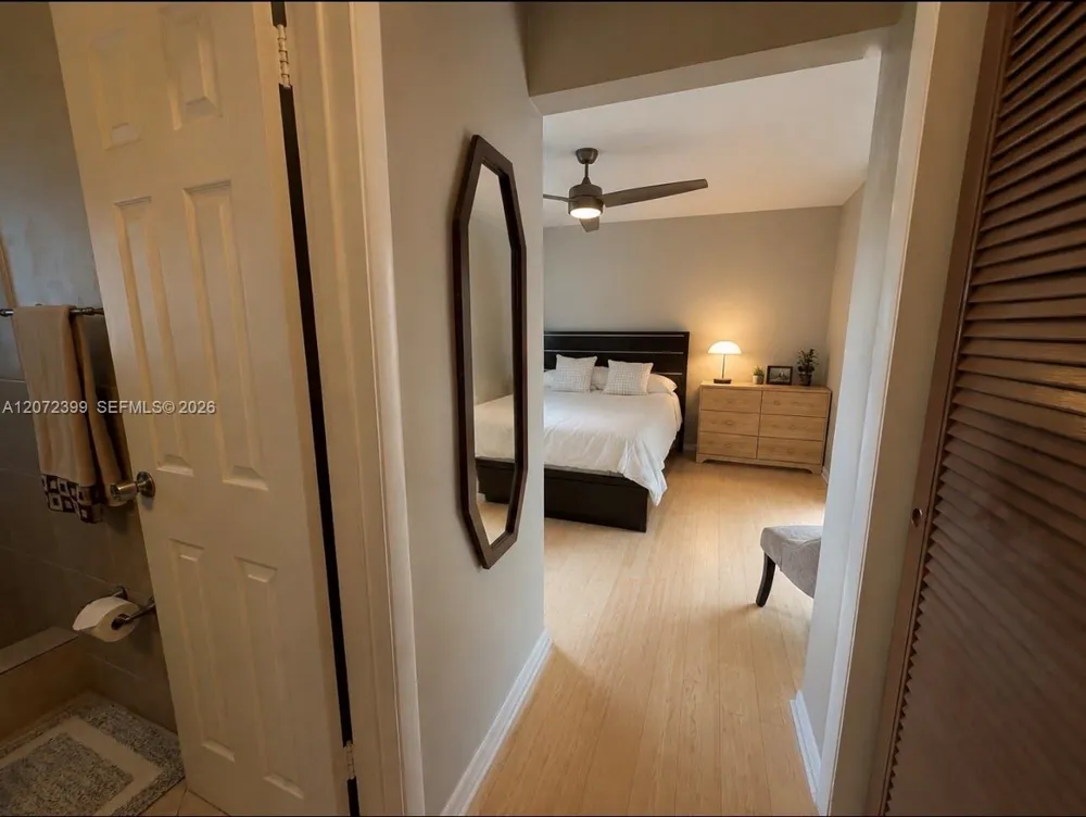1812 45th Ave Hollywood, FL 33021
