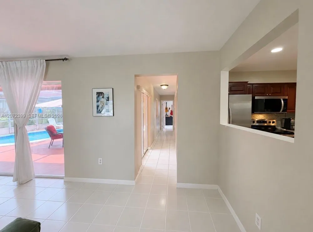 1812 45th Ave Hollywood, FL 33021