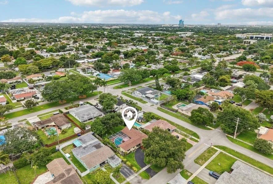 1812 45th Ave Hollywood, FL 33021