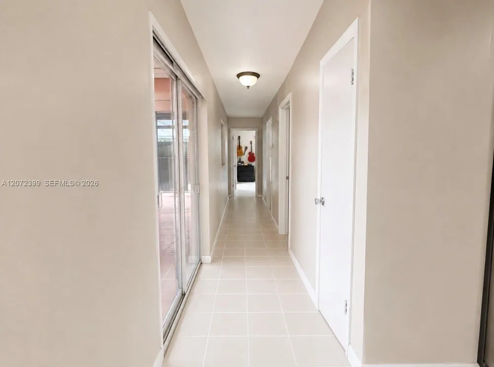 1812 45th Ave Hollywood, FL 33021
