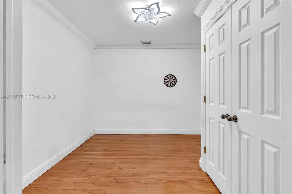 340 W 55th St Hialeah, FL 33012