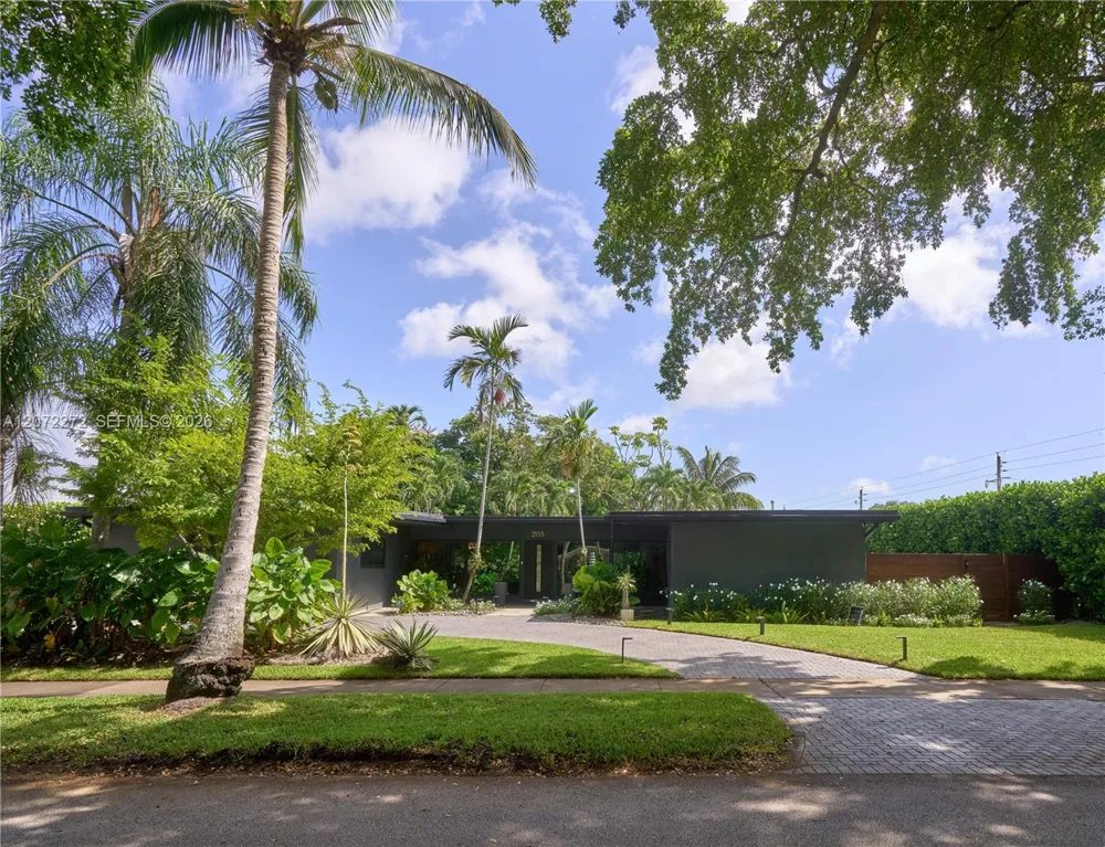 2155 NE 191st Dr North Miami Beach, FL 33179