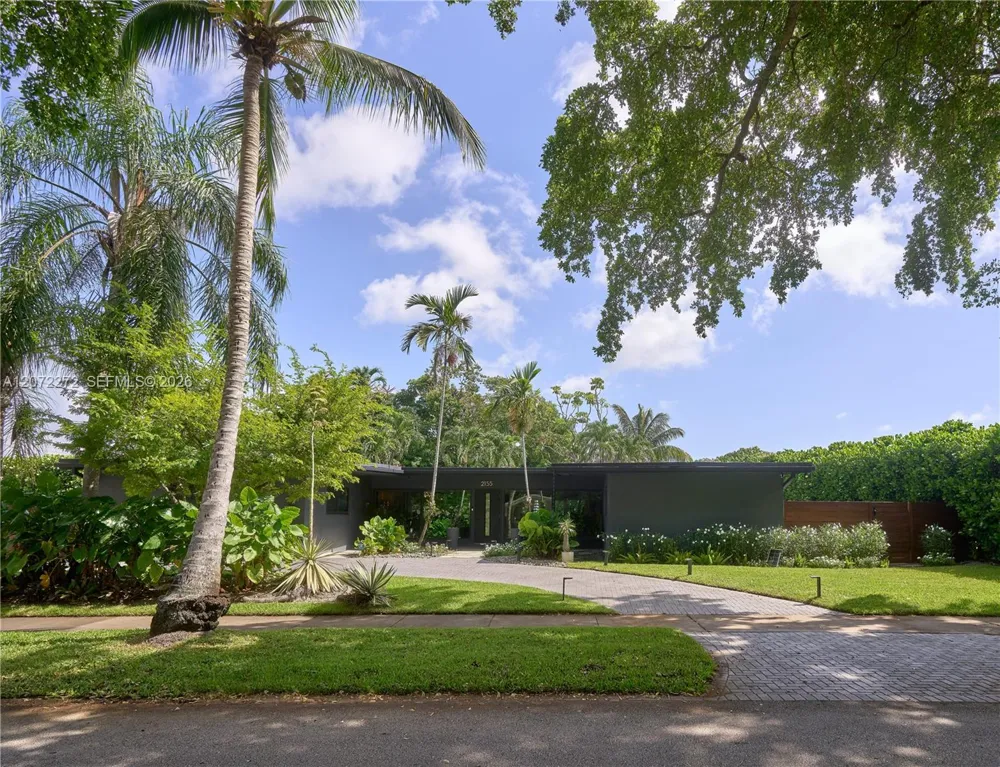 2155 NE 191st Dr North Miami Beach, FL 33179