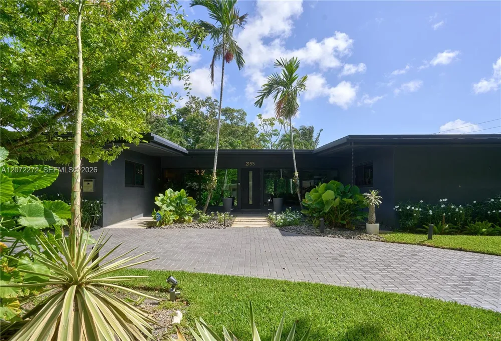 2155 NE 191st Dr North Miami Beach, FL 33179