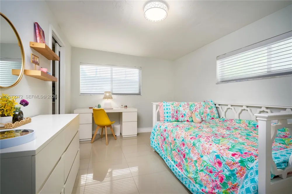 2155 NE 191st Dr North Miami Beach, FL 33179
