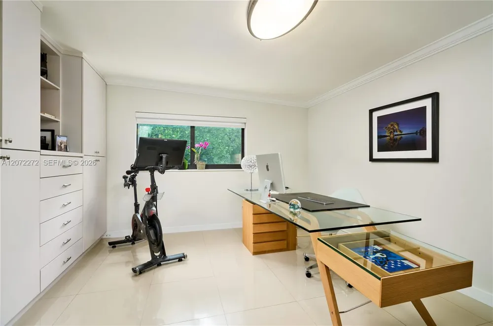 2155 NE 191st Dr North Miami Beach, FL 33179