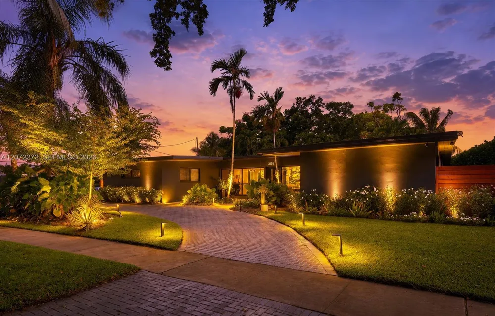 2155 NE 191st Dr North Miami Beach, FL 33179