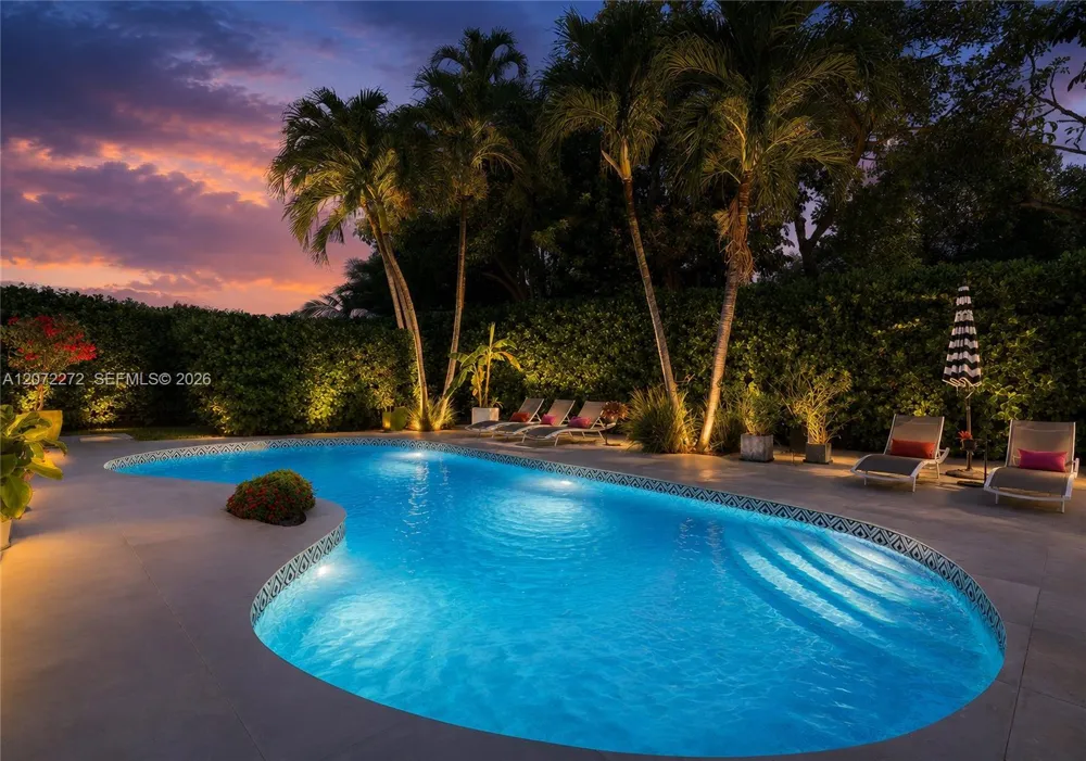 2155 NE 191st Dr North Miami Beach, FL 33179