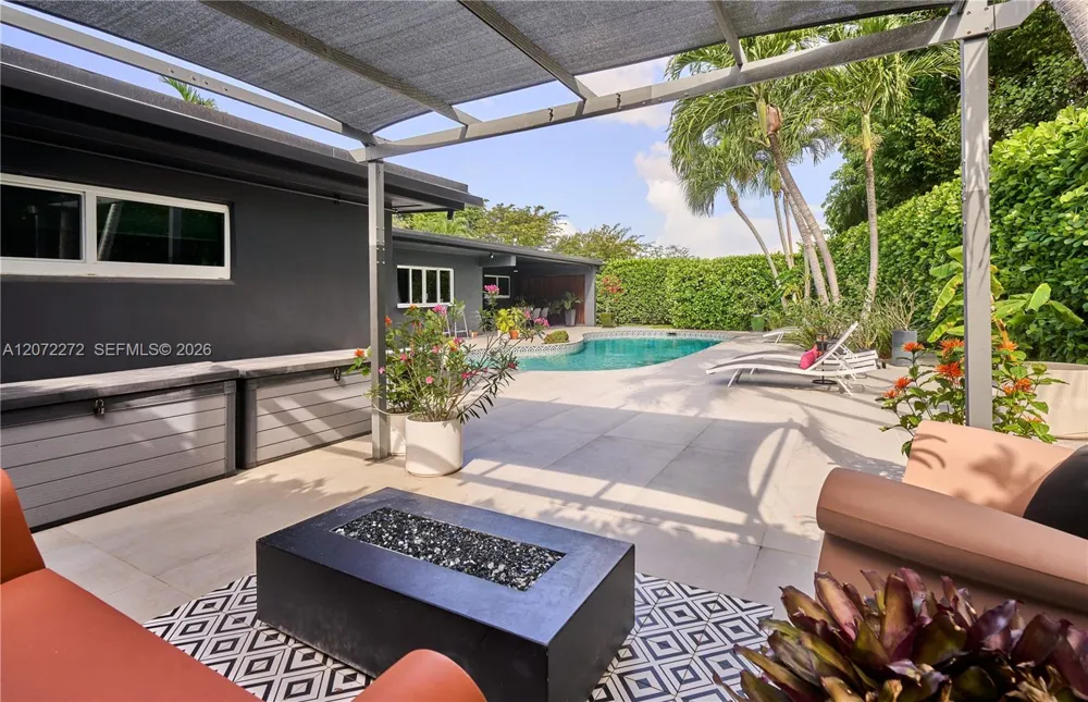 2155 NE 191st Dr North Miami Beach, FL 33179