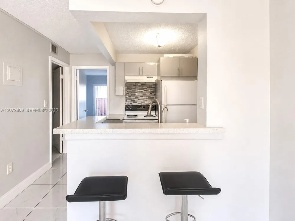 7155 Miami Lakes Dr #P4 Miami Lakes, FL 33014