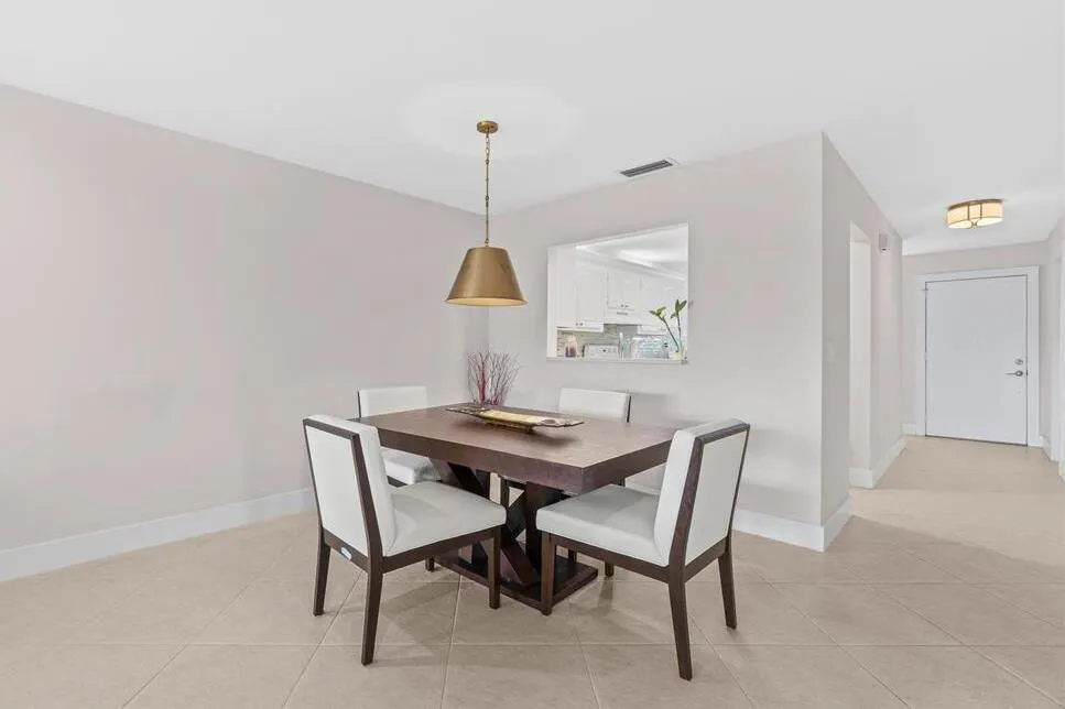 5656 VIA DELRAY BOULEVARD #B Delray Beach, FL 33484