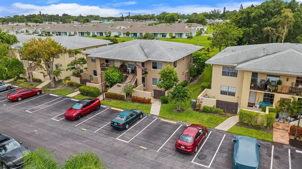 5656 VIA DELRAY BOULEVARD #B Delray Beach, FL 33484