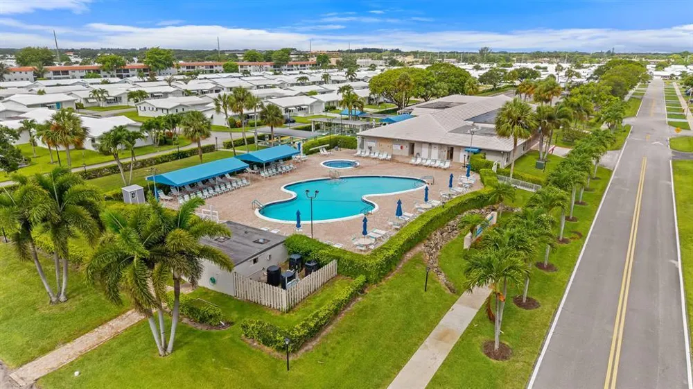 5656 VIA DELRAY BOULEVARD #B Delray Beach, FL 33484