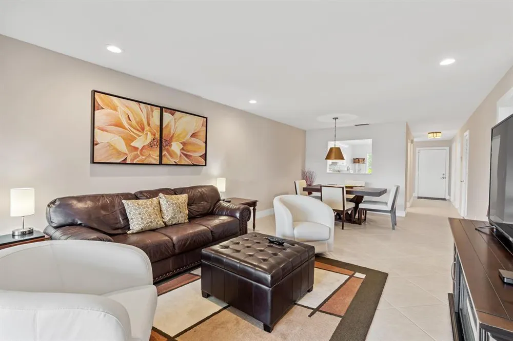 5656 VIA DELRAY BOULEVARD #B Delray Beach, FL 33484