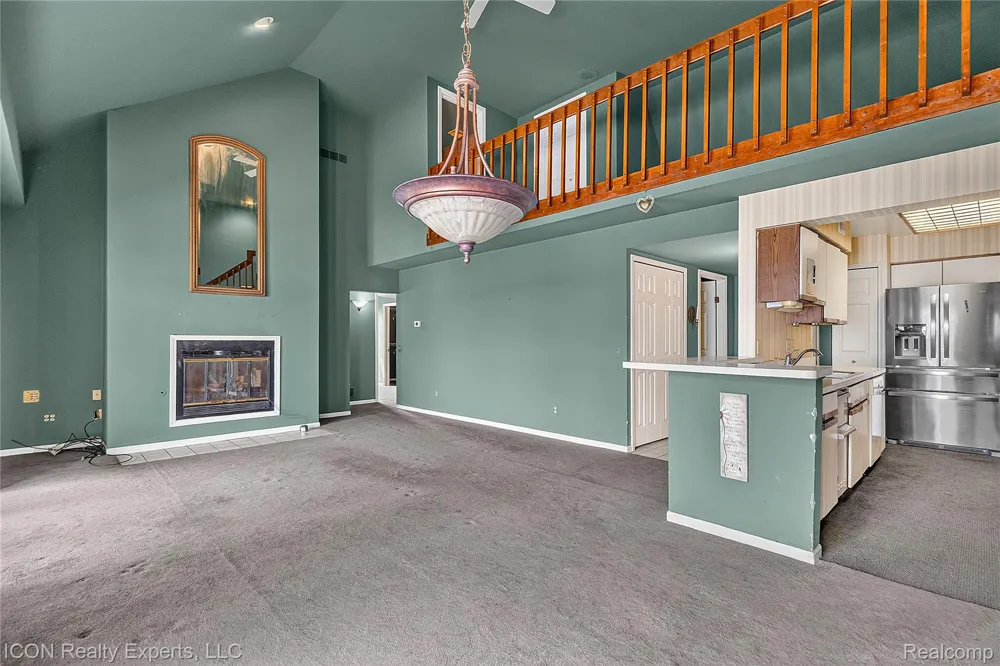 3559 Port Cove Drive #27 Waterford Charter Township, MI 48328