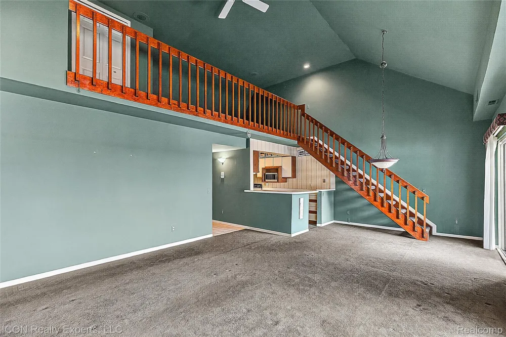 3559 Port Cove Drive #27 Waterford Charter Township, MI 48328