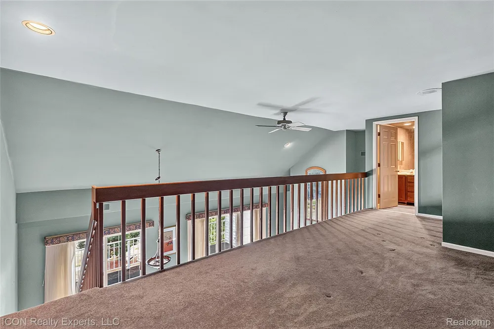 3559 Port Cove Drive #27 Waterford Charter Township, MI 48328
