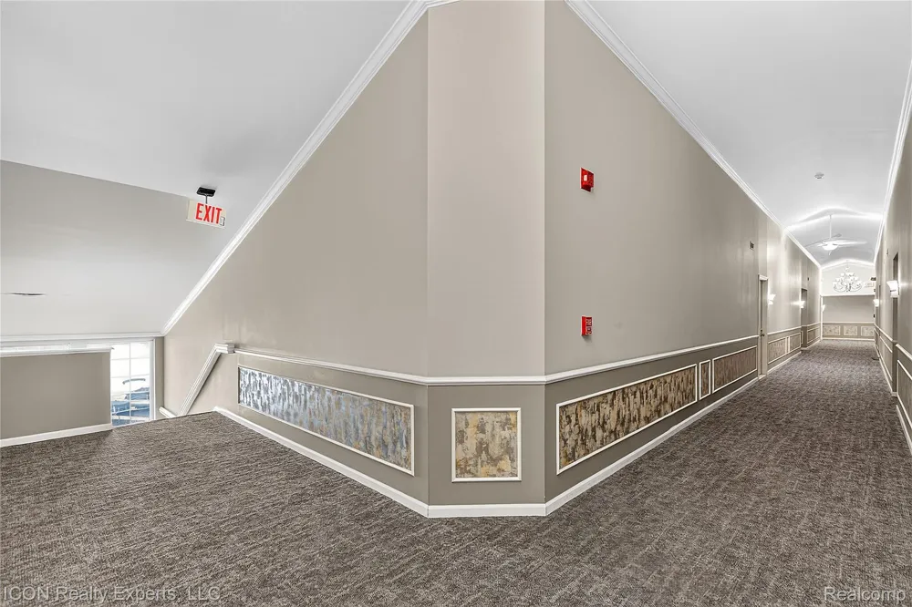 3559 Port Cove Drive #27 Waterford Charter Township, MI 48328