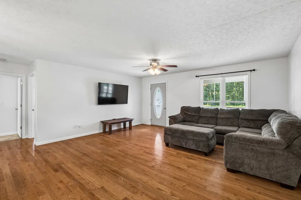 3115 Fire Tower Rd Erin, TN 37061