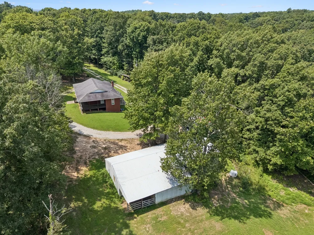 3115 Fire Tower Rd Erin, TN 37061