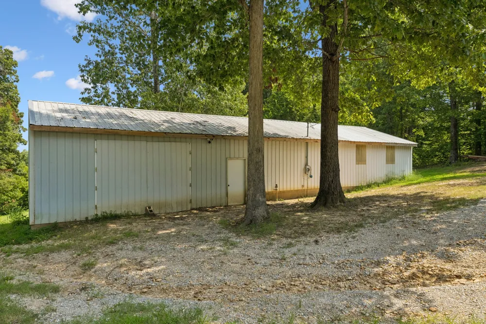 3115 Fire Tower Rd Erin, TN 37061