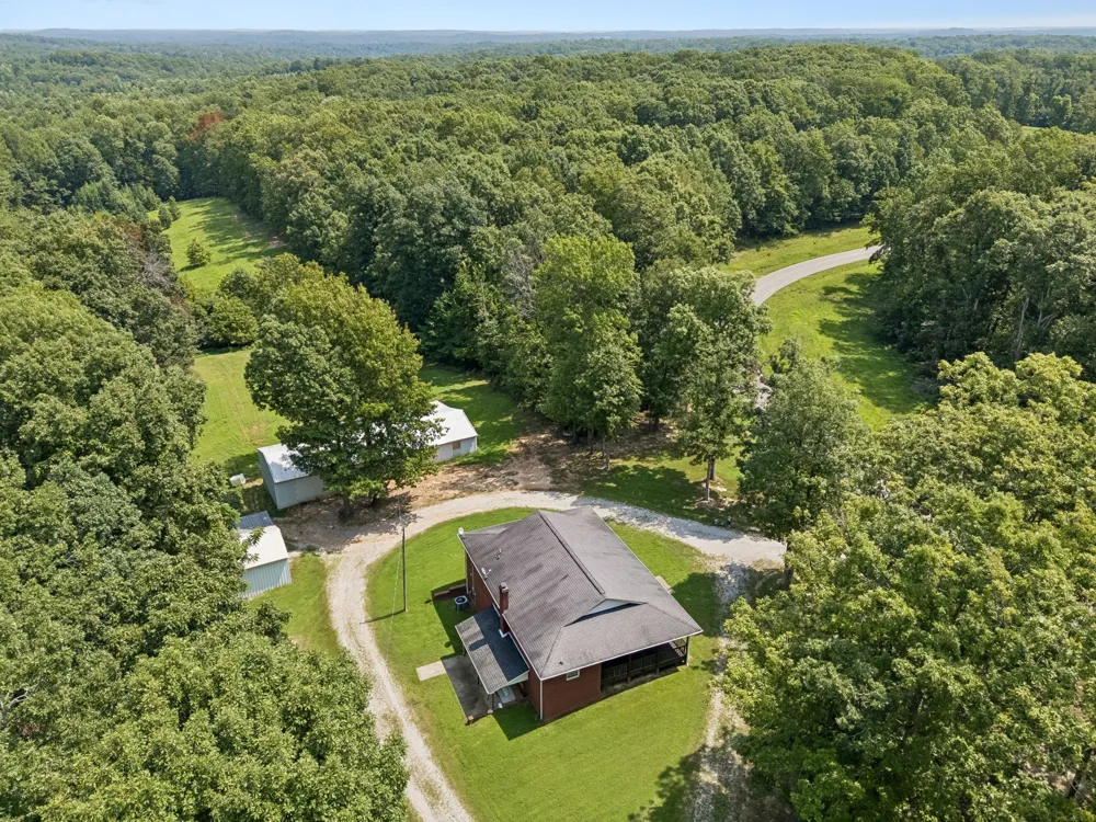3115 Fire Tower Rd Erin, TN 37061