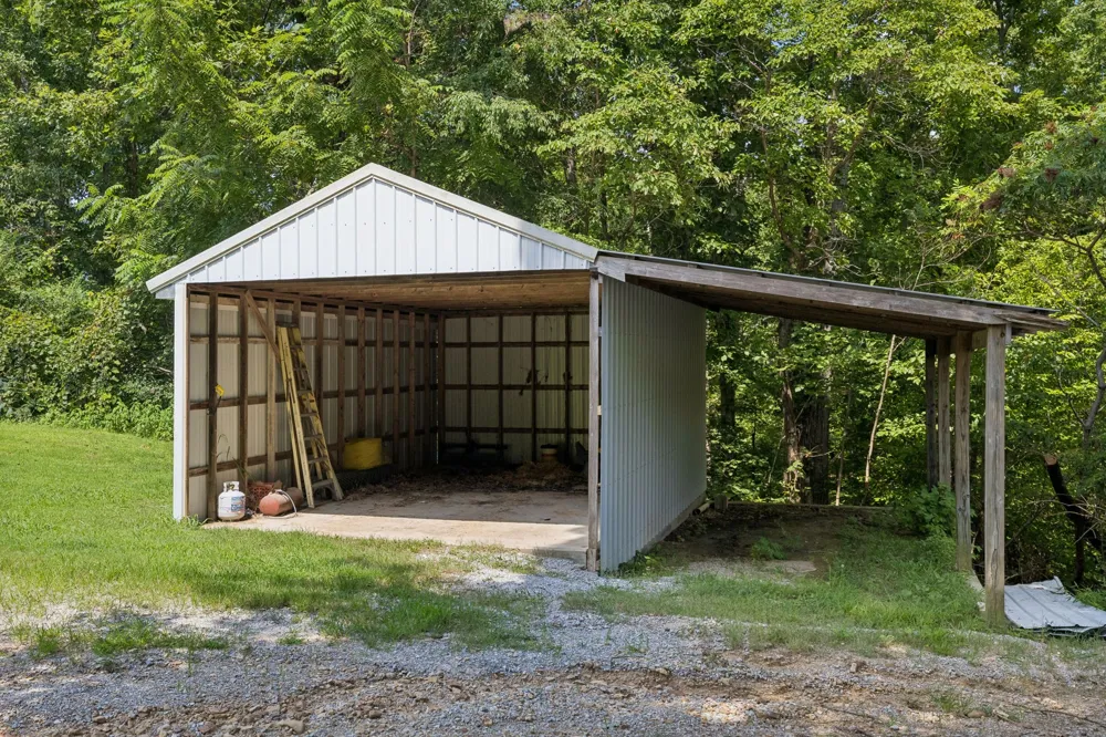 3115 Fire Tower Rd Erin, TN 37061